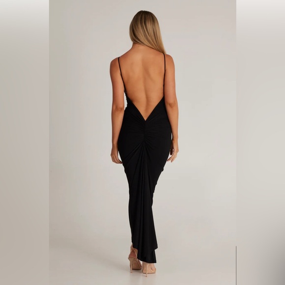 Veronica -features a plunging pleated neckline in XS, new with tags - Picture 2 of 4